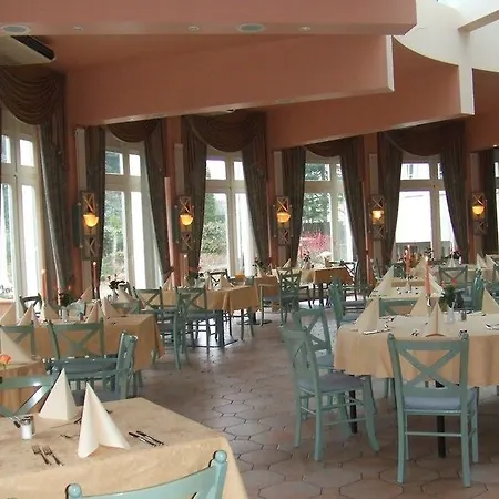 Alpinia Ξενοδοχείο 4*