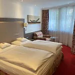 ホテル ランドハウス アルピナ ベルリン