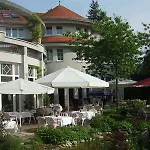 ランドハウス アルピナ 4* ベルリン