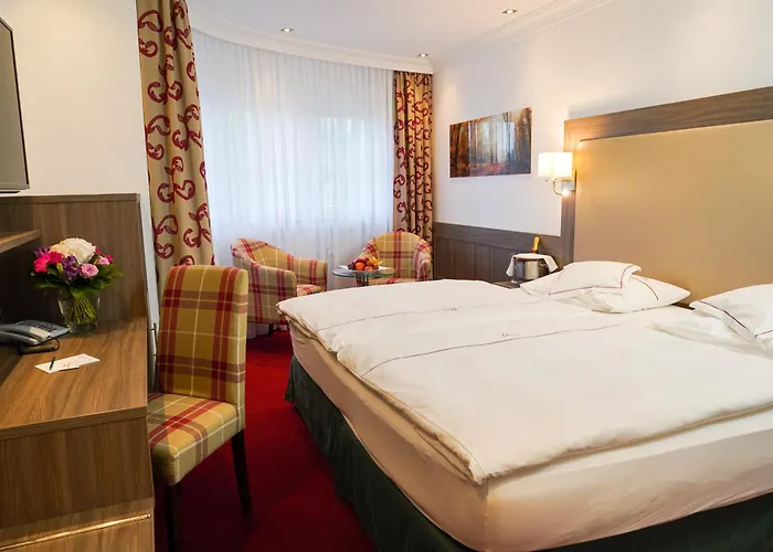 阿普尼纳兰德汉斯酒店