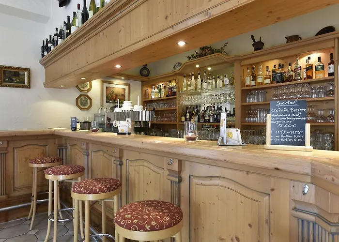 阿普尼纳兰德汉斯酒店